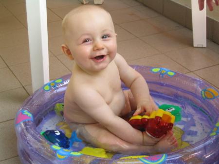 Moi à la piscine.